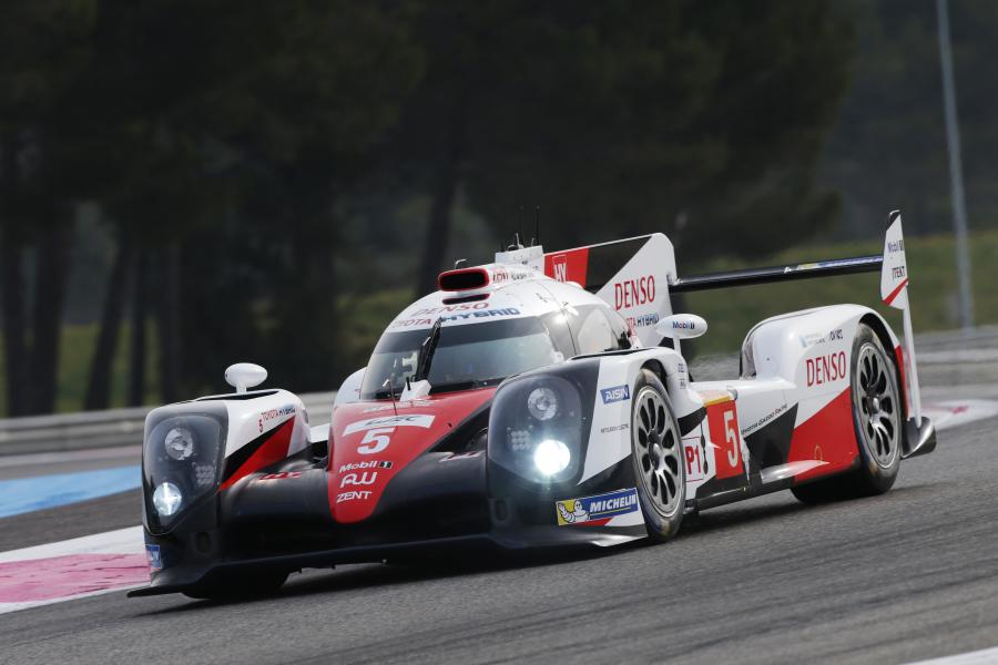 Toyota TS050 Hybrid 2016 года  (фото 3 из 27)
